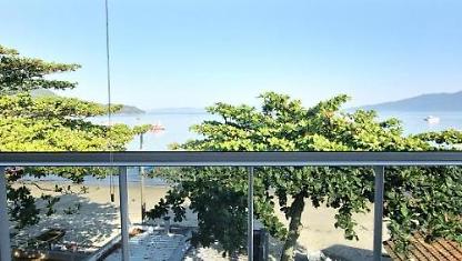 Apartamento Frente Mar em Canto Grande